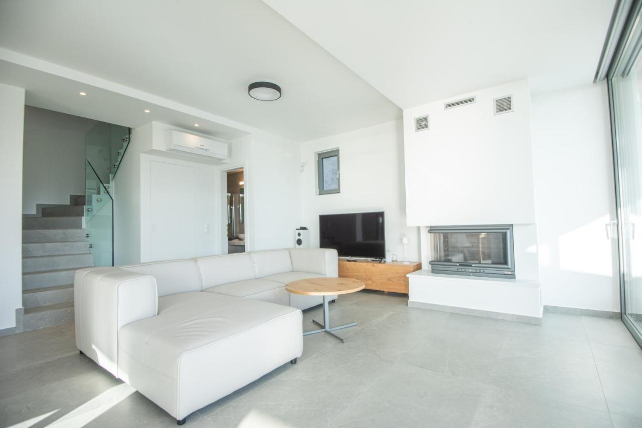 Kadeview Luxury