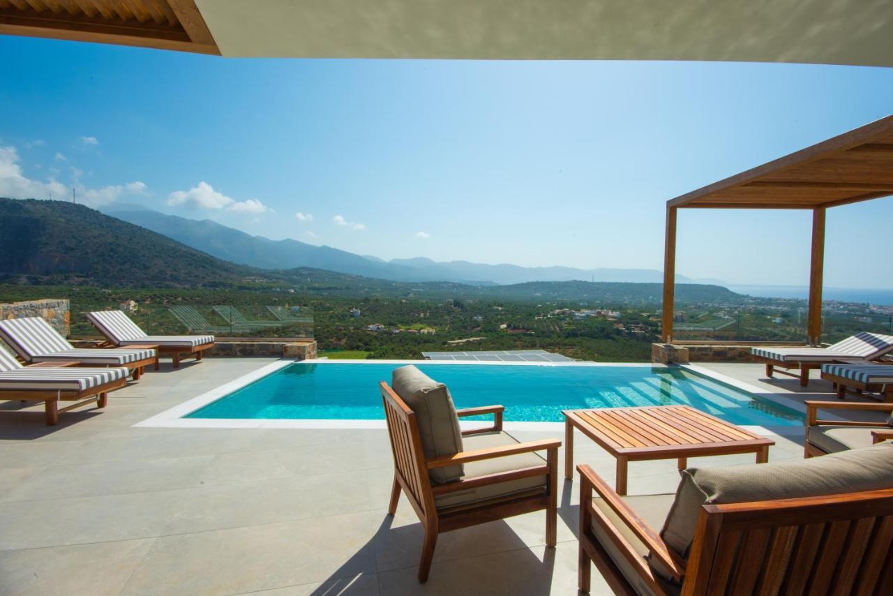 Kadeview Luxury Villa *
