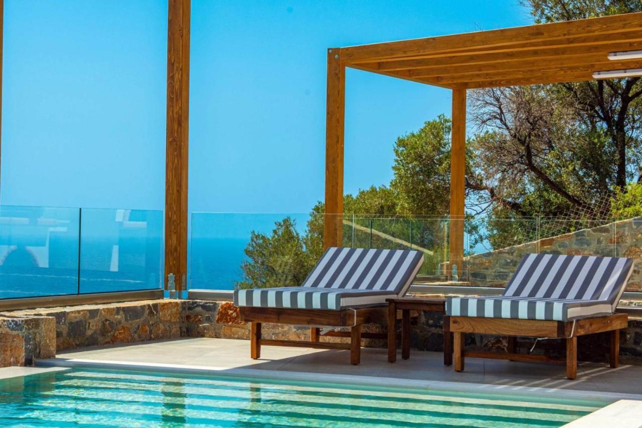 Kadeview Luxury Villa *